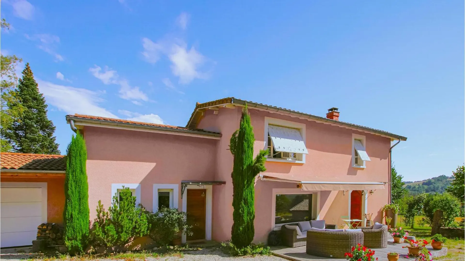 3 Bedroom Gorgeous Home In Monseveroux Montseveroux 0*,  France