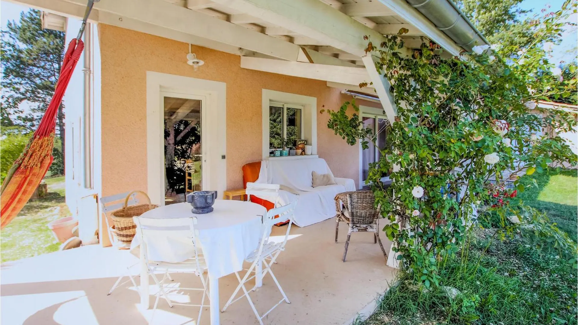 3 Bedroom Gorgeous Home In Monseveroux Montseveroux 0*,  France